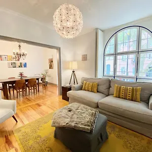 Luxury Vintage Apartment By Myplaceforyou, At The City Centre Next To Marques De Pombal Apartment