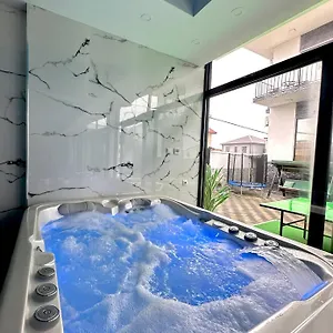 Luxmani & Otel Tiflis