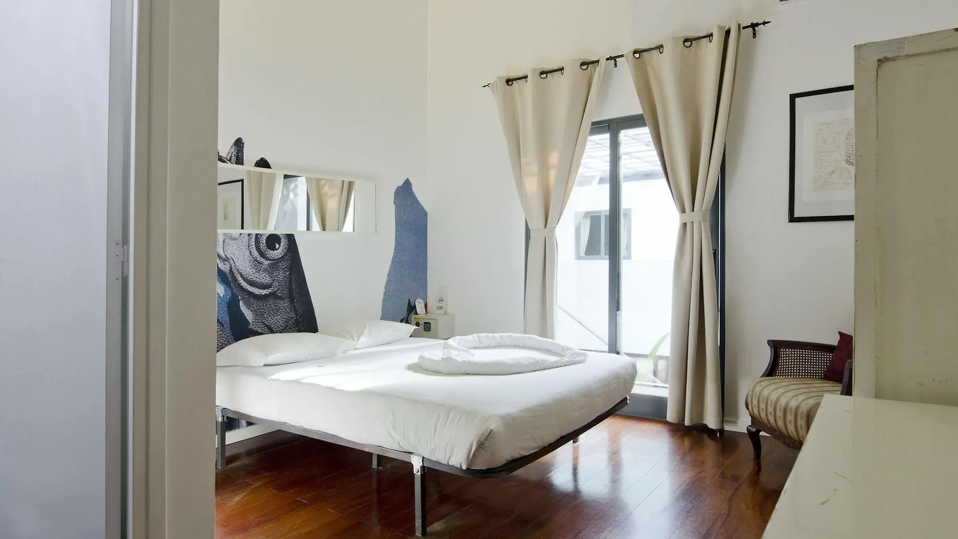 Lisbon Destination Hostel 0*,